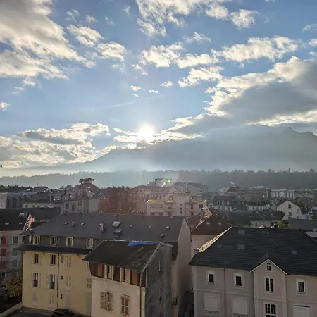 公寓 Avec Vue Au Centre Proche Des Thermes